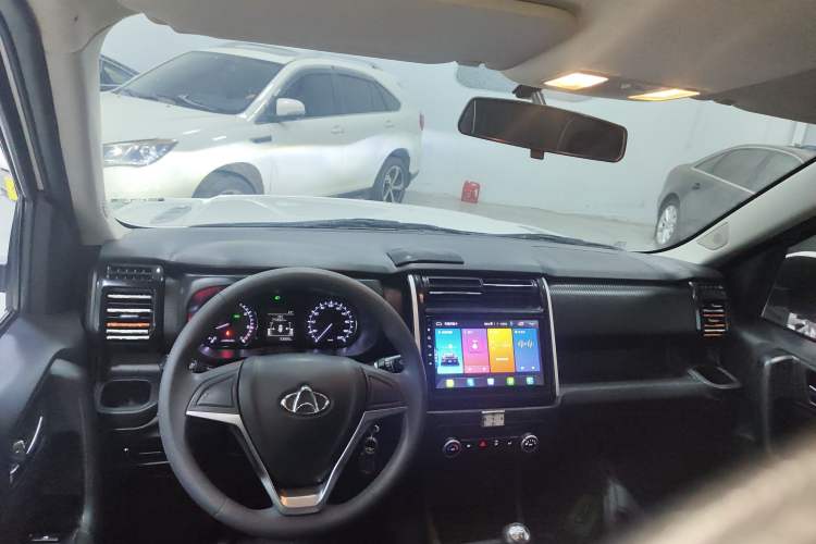Used CHANGAN OSHAN X70A 2020 1.5L Manual Standard Edition Center Console