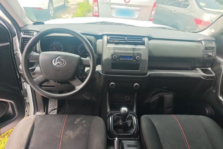 Used CHANGAN OSHAN X70A 2020 1.5L Manual Base Version Center Console