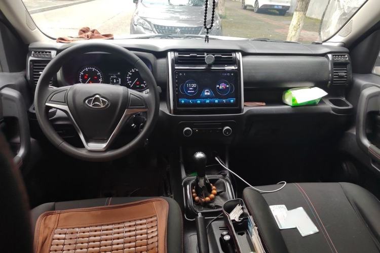 Used CHANGAN OSHAN X70A 2020 1.5L Manual Standard Edition Center Console