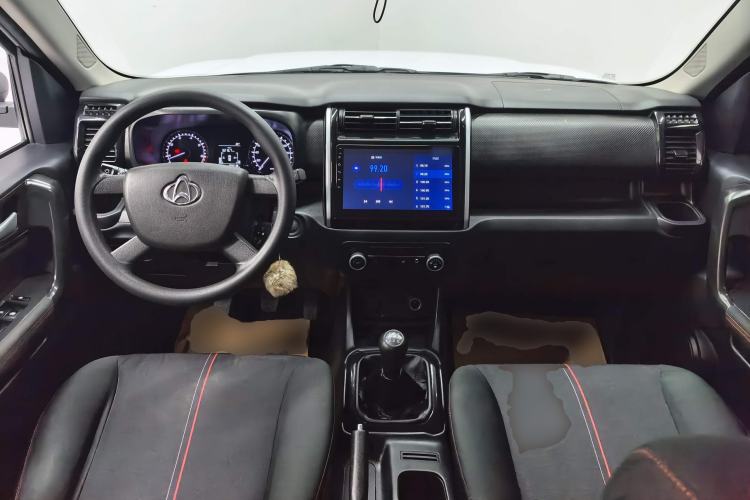 Used CHANGAN OSHAN X70A 2020 1.5L Manual Base Version Center Console