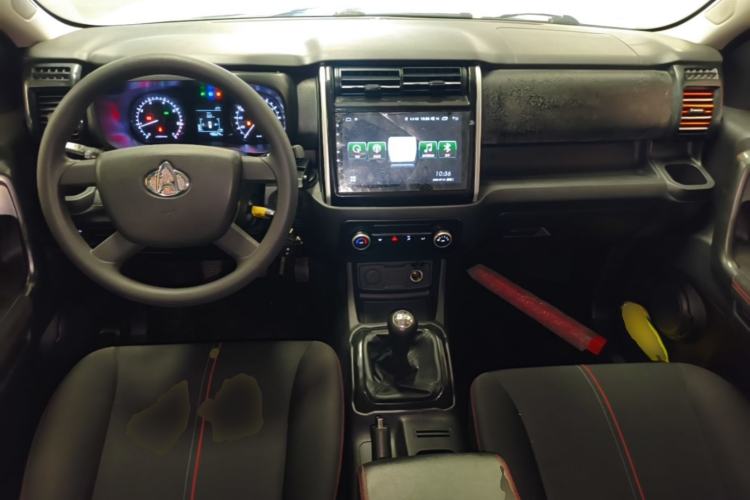Used CHANGAN OSHAN X70A 2020 1.5L Manual Base Version Center Console
