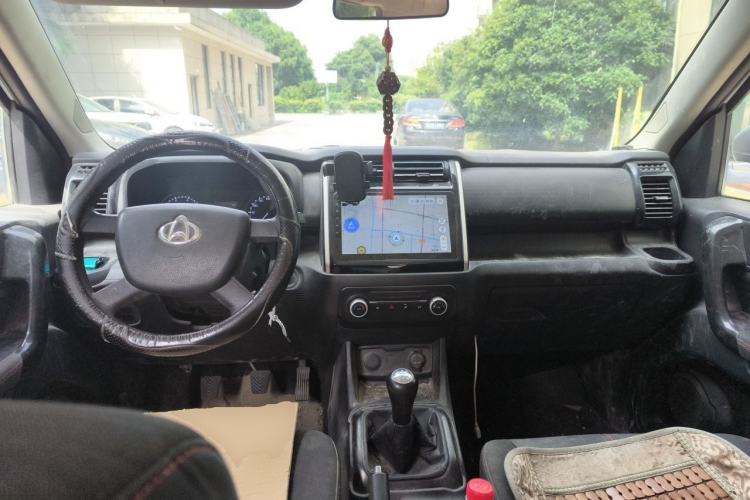 Used CHANGAN OSHAN X70A 2020 1.5L Manual Standard Edition Center Console