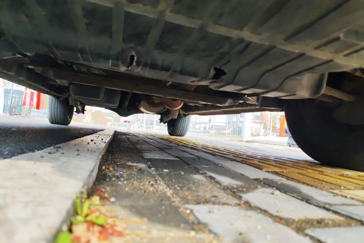 Used CHANGAN OSHAN X70A 2020 1.5L Manual Base Version Chassis Front