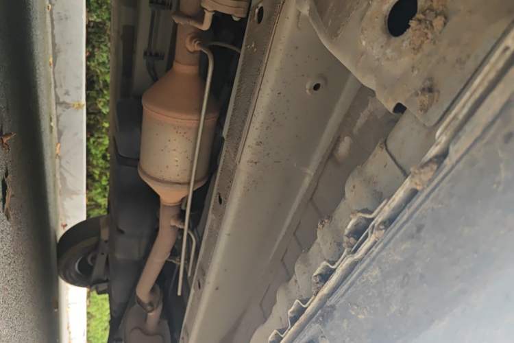 Used CHANGAN OSHAN X70A 2020 1.5L Manual Base Version Chassis Front Left