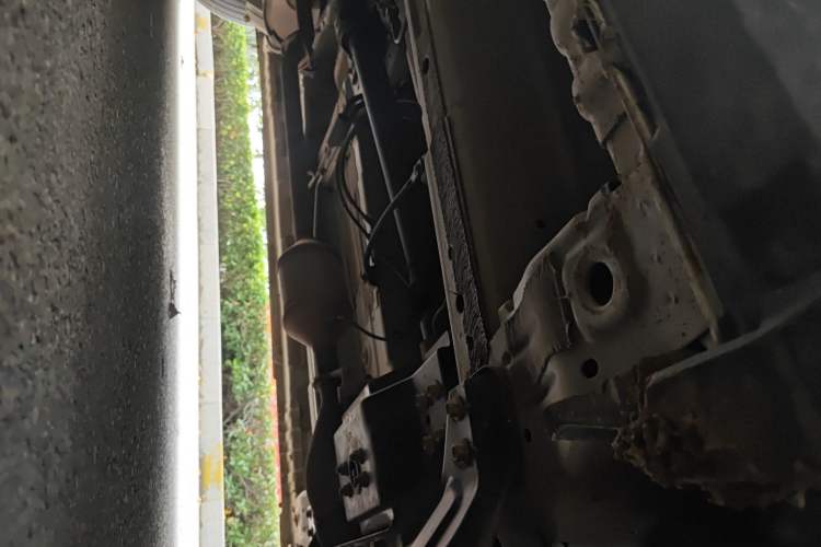 Used CHANGAN OSHAN X70A 2020 1.5L Manual Base Version Chassis Front Right