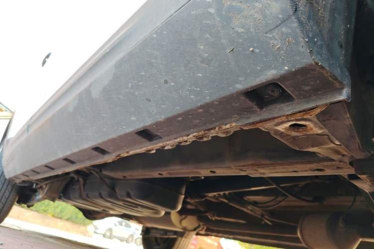 Used CHANGAN OSHAN X70A 2020 1.5L Manual Base Version Chassis Front Right