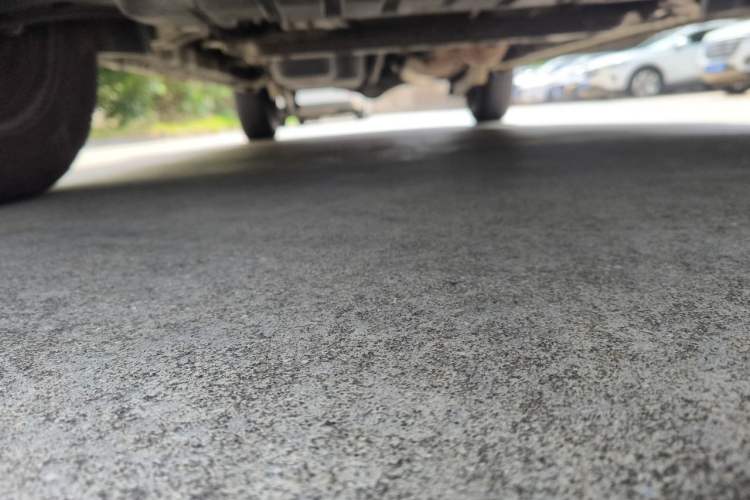 Used CHANGAN OSHAN X70A 2020 1.5L Manual Standard Edition Chassis Front Right