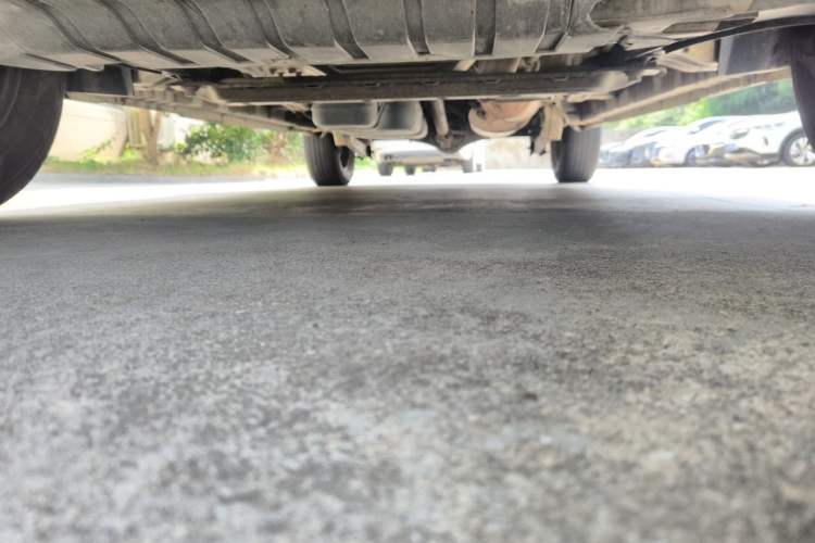 Used CHANGAN OSHAN X70A 2020 1.5L Manual Standard Edition Chassis Front