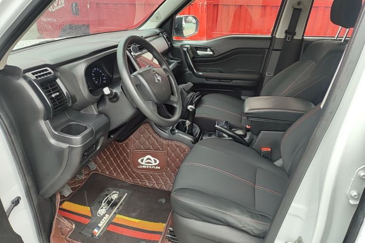 Used CHANGAN OSHAN X70A 2020 1.5L Manual Base Version Driver Seat