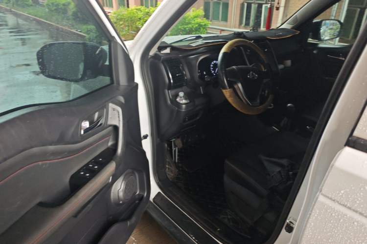 Used CHANGAN OSHAN X70A 2020 1.5L Manual Standard Edition Driver Seat