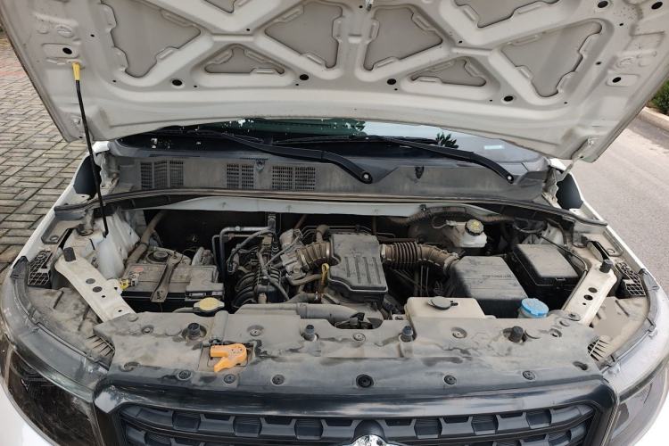 Used CHANGAN OSHAN X70A 2020 1.5L Manual Base Version Engine Bay