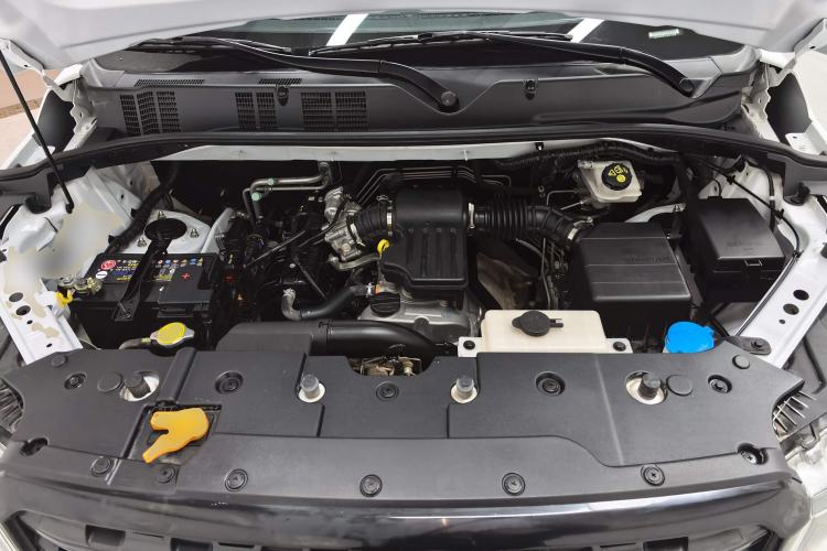 Used CHANGAN OSHAN X70A 2020 1.5L Manual Base Version Engine Bay