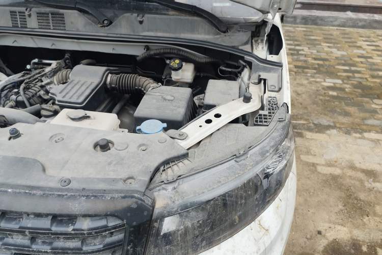 Used CHANGAN OSHAN X70A 2020 1.5L Manual Base Version Engine Bay Left