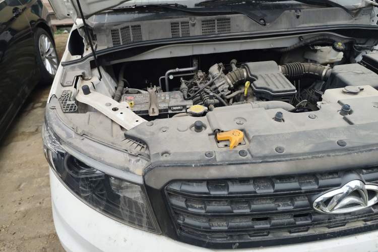Used CHANGAN OSHAN X70A 2020 1.5L Manual Base Version Engine Bay Right