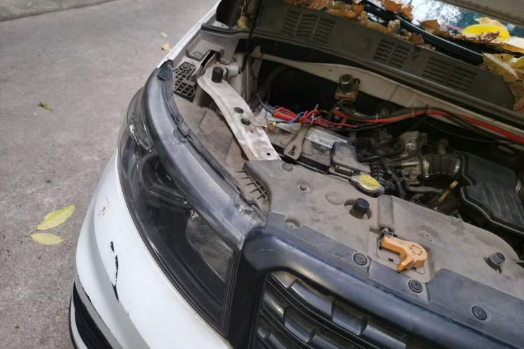 Used CHANGAN OSHAN X70A 2020 1.5L Manual Base Version Engine Bay Right