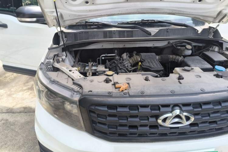 Used CHANGAN OSHAN X70A 2020 1.5L Manual Standard Edition Engine Bay Right