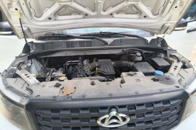 Used CHANGAN OSHAN X70A 2020 1.5L Manual Standard Edition Engine Bay