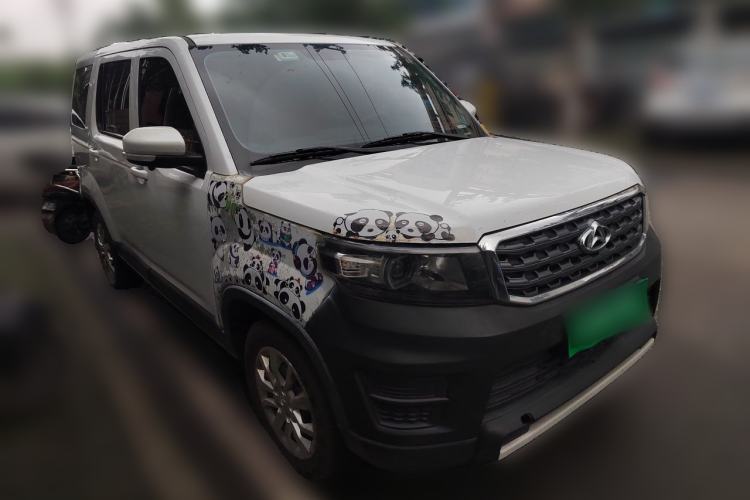 Used CHANGAN OSHAN X70A 2020 1.5L Manual Standard Edition Front Right 45 Deg