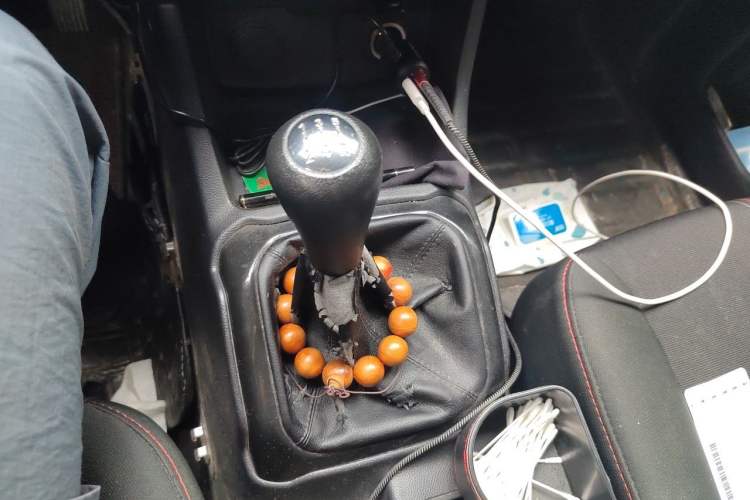 Used CHANGAN OSHAN X70A 2020 1.5L Manual Standard Edition Gear Lever