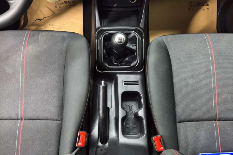 Used CHANGAN OSHAN X70A 2020 1.5L Manual Base Version Gear Lever