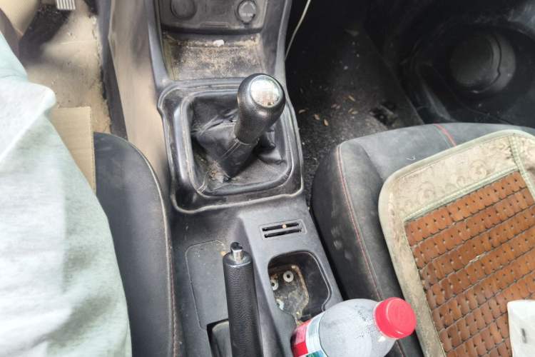 Used CHANGAN OSHAN X70A 2020 1.5L Manual Standard Edition Gear Lever