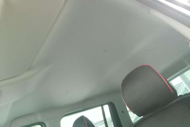 Used CHANGAN OSHAN X70A 2020 1.5L Manual Base Version Headliner