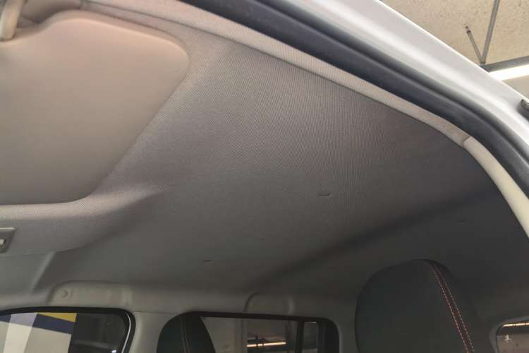 Used CHANGAN OSHAN X70A 2020 1.5L Manual Base Version Headliner
