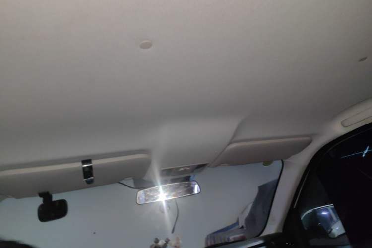 Used CHANGAN OSHAN X70A 2020 1.5L Manual Comfort Version Headliner