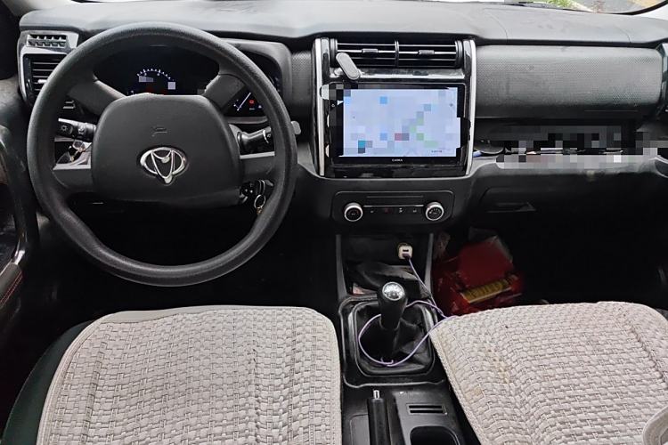 Used CHANGAN OSHAN X70A 2020 1.5L Manual Base Version Interior 2