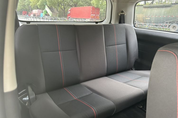 Used CHANGAN OSHAN X70A 2020 1.5L Manual Base Version Interior 4
