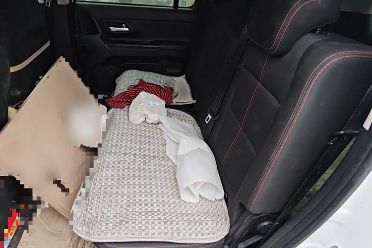 Used CHANGAN OSHAN X70A 2020 1.5L Manual Base Version Interior 4