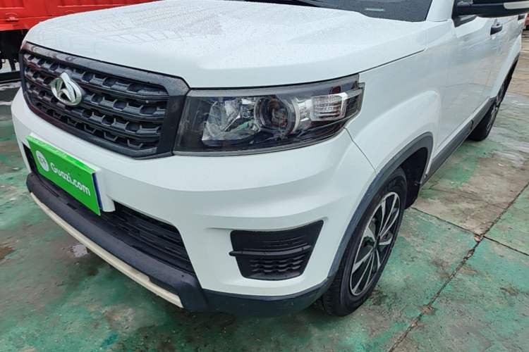Used CHANGAN OSHAN X70A 2020 1.5L Manual Base Version Left Front Headlight