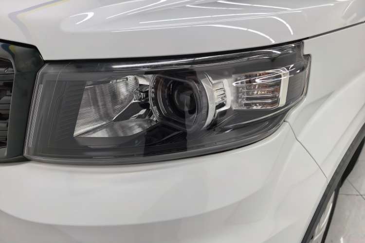 Used CHANGAN OSHAN X70A 2020 1.5L Manual Base Version Left Front Headlight