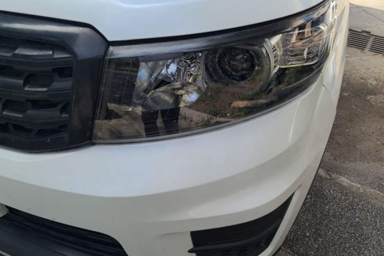Used CHANGAN OSHAN X70A 2020 1.5L Manual Base Version Left Front Headlight