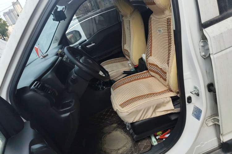 Used CHANGAN OSHAN X70A 2020 1.5L Manual Base Version Left Front Seat