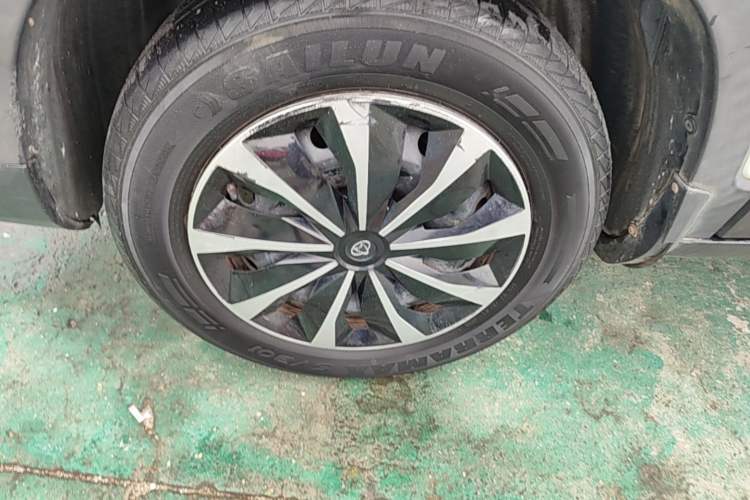 Used CHANGAN OSHAN X70A 2020 1.5L Manual Base Version Left Front Wheel Hub