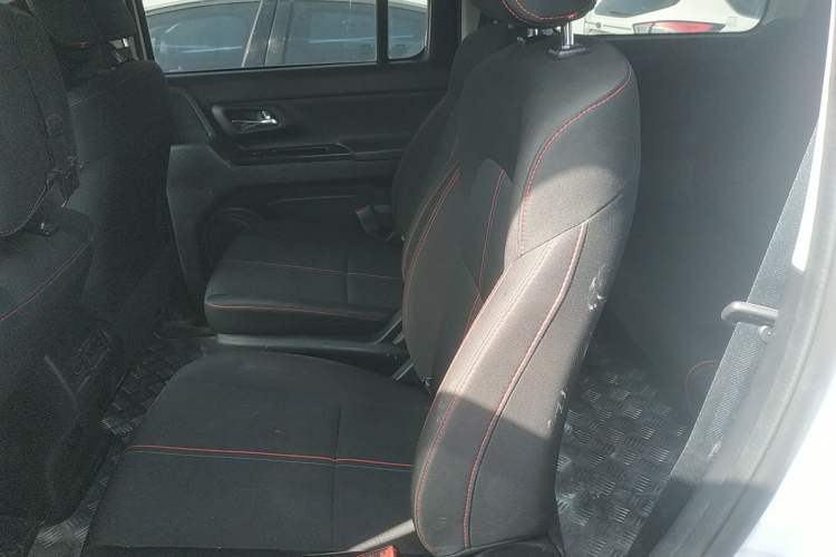 Used CHANGAN OSHAN X70A 2020 1.5L Manual Standard Edition Left Rear Seat