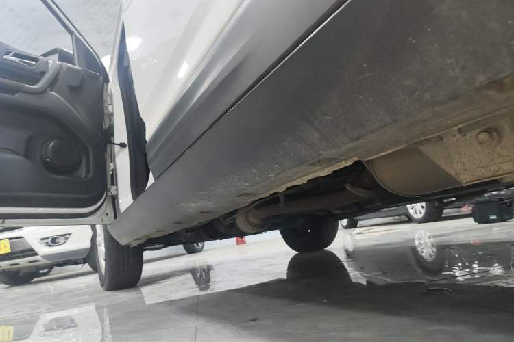 Used CHANGAN OSHAN X70A 2020 1.5L Manual Standard Edition Left Side Sill