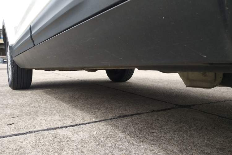 Used CHANGAN OSHAN X70A 2020 1.5L Manual Classic Trim Left Side Sill