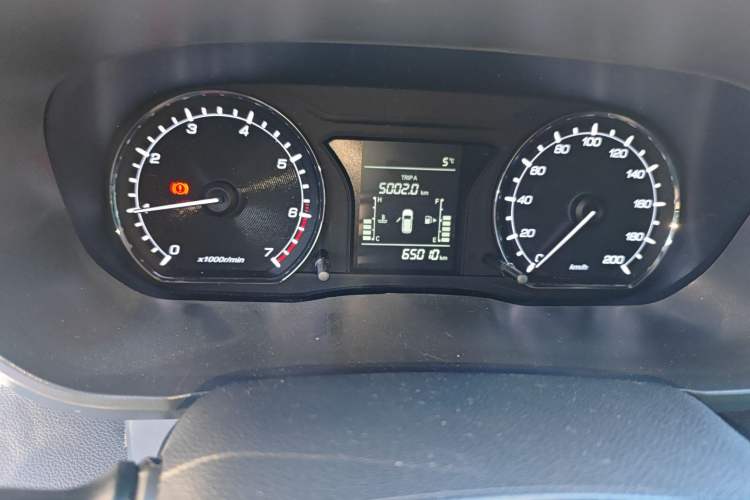 Used CHANGAN OSHAN X70A 2020 1.5L Manual Comfort Version Odometer Close Up