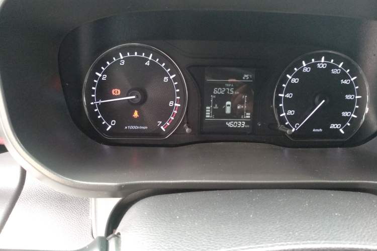 Used CHANGAN OSHAN X70A 2020 1.5L Manual Classic Trim Odometer Close Up