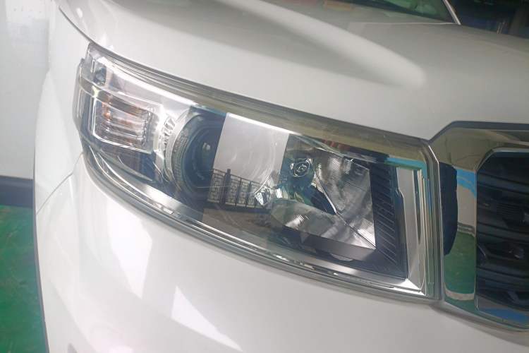 Used CHANGAN OSHAN X70A 2020 1.5L Manual Elite Version Right Front Headlight