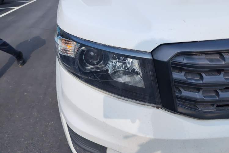 Used CHANGAN OSHAN X70A 2020 1.5L Manual Base Version Right Front Headlight
