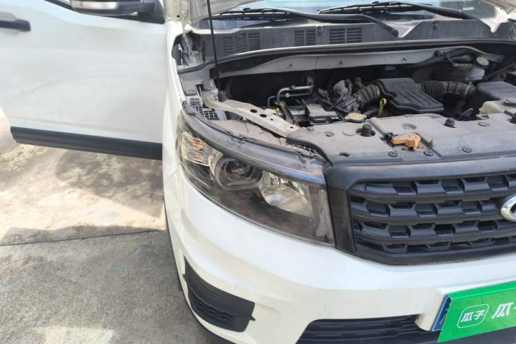 Used CHANGAN OSHAN X70A 2020 1.5L Manual Standard Edition Right Front Headlight