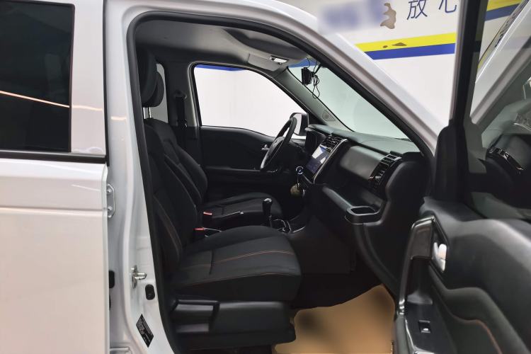 Used CHANGAN OSHAN X70A 2020 1.5L Manual Base Version Right Front Seat