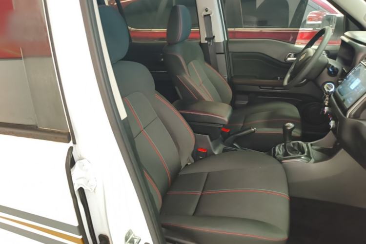 Used CHANGAN OSHAN X70A 2020 1.5L Manual Base Version Right Front Seat