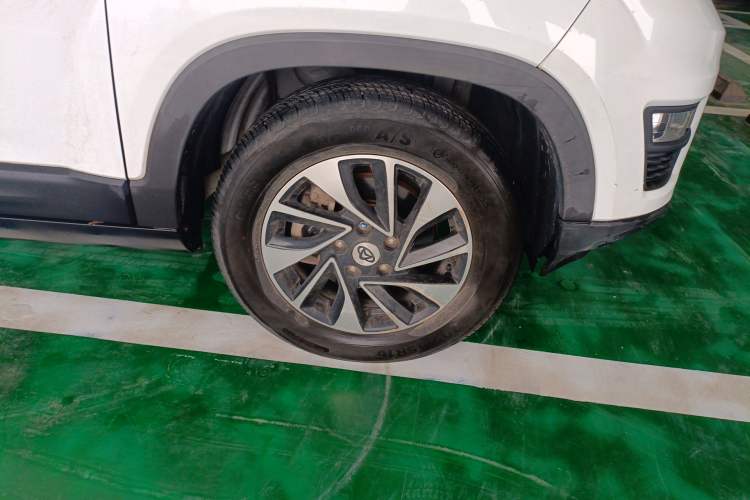 Used CHANGAN OSHAN X70A 2020 1.5L Manual Elite Version Right Front Wheel Hub