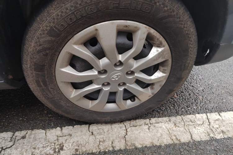 Used CHANGAN OSHAN X70A 2020 1.5L Manual Standard Edition Right Front Wheel Hub