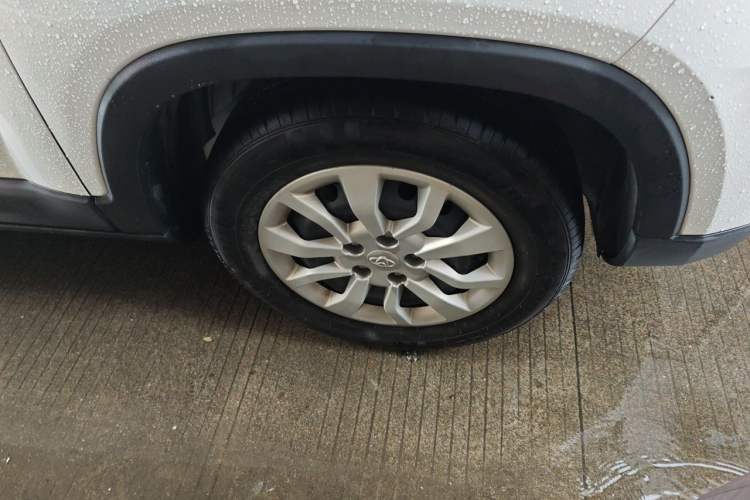Used CHANGAN OSHAN X70A 2020 1.5L Manual Standard Edition Right Front Wheel Hub