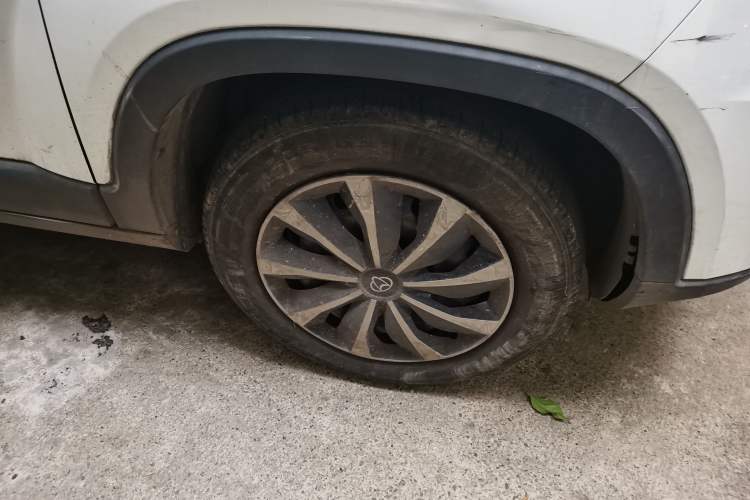 Used CHANGAN OSHAN X70A 2020 1.5L Manual Base Version Right Front Wheel Hub